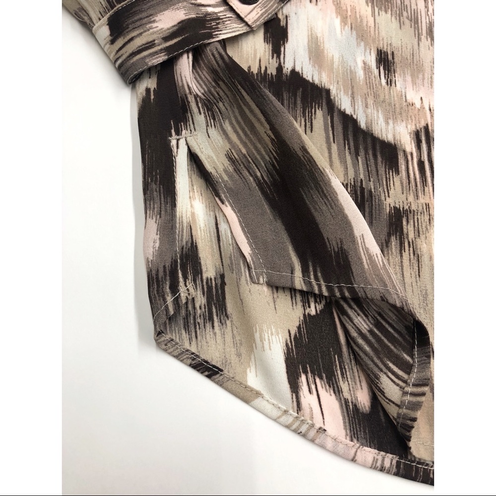 Chico’s Brown Tan Pleated V-Neck Blouse - Picture 13 of 13